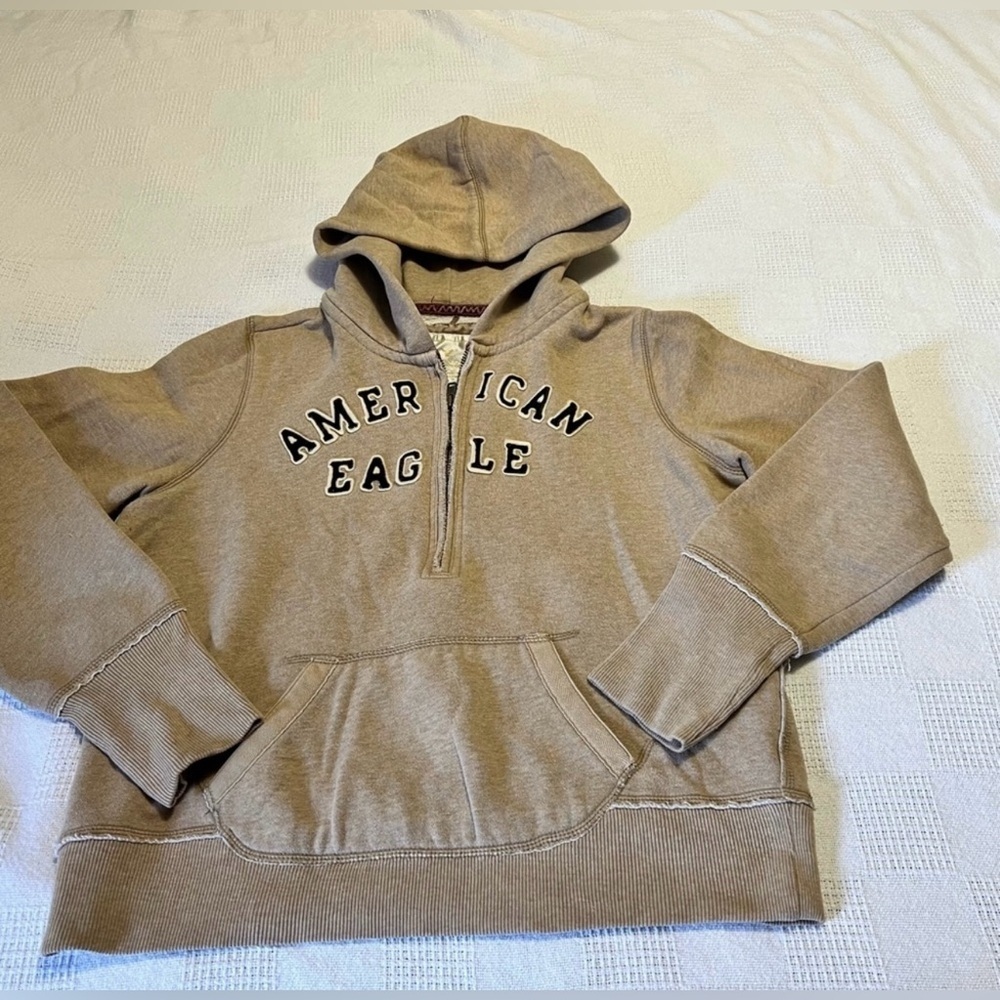 Vintage Y2K American Eagle Outfitters Brown Zip-Up Hoodie